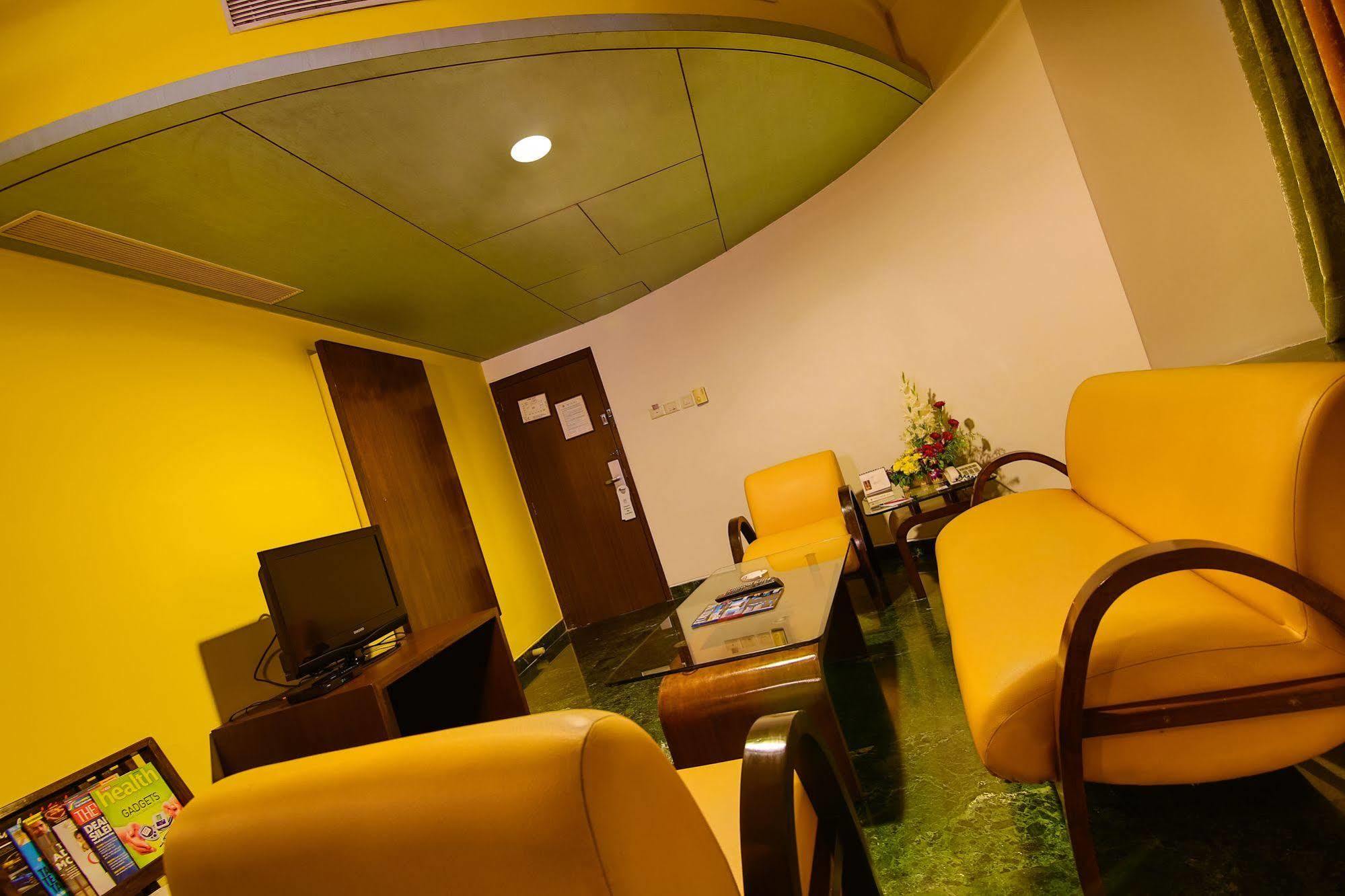 Capitol Hill Otel Ranchi Dış mekan fotoğraf